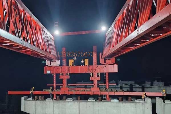 HNJQ60-360配重架橋機，廣州白雲跨鐵項目，架設完成